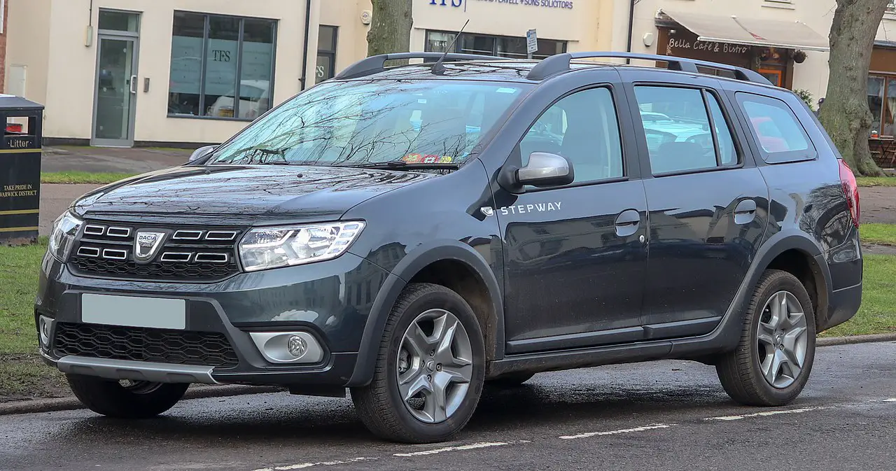 Review: Dacia Logan II MCV ( 2013 - present ) - Almost Cars Reviews