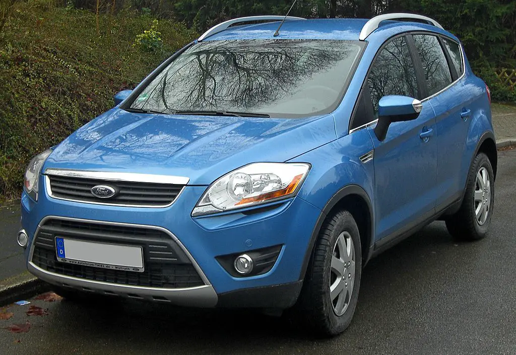 Review: Ford Kuga I ( 2008 - 2012 ) - Almost Cars Reviews